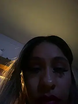 Snapshot of xophierz chatting on February 27, 2026, 2:12 am xophierz online show from February 27, 2026, 2:12 am