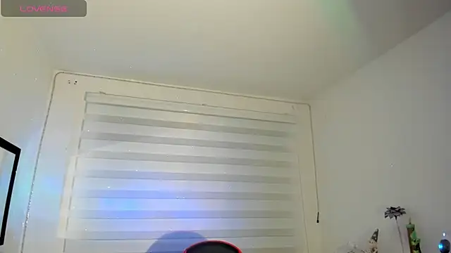 Agatha Marin online show from April 15, 2026, 8:09 am