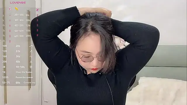 Snapshot of Susu-36E chatting on March 8, 2026, 6:28 am Susu-36E online show from March 8, 2026, 6:28 am