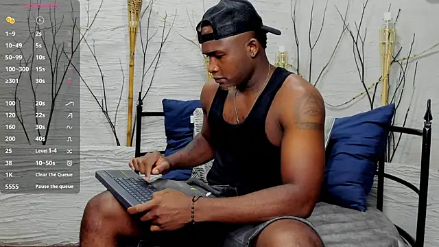 DarianWill18 online show from April 7, 2026, 3:08 am