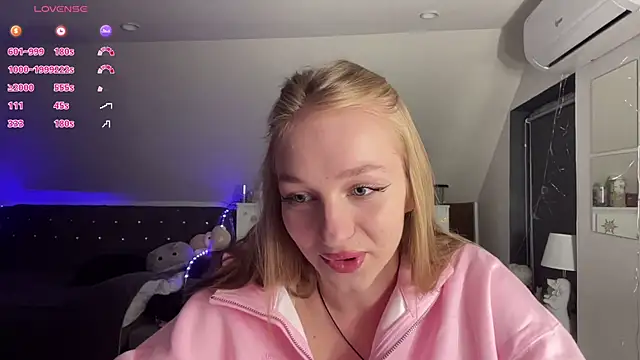 Anika Socutehe online show from July 29, 2026, 9:25 pm