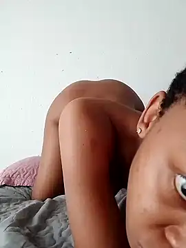 thesweetpea online show from April 28, 2026, 6:18 am