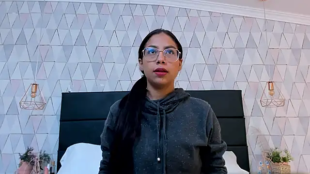 Snapshot of AbbyLoius chatting on April 16, 2026, 1:56 pm AbbyLoius online show from April 16, 2026, 1:56 pm