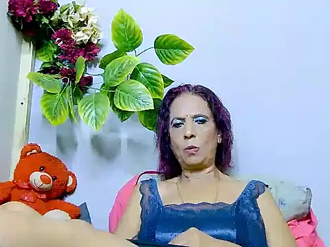 Hot queen58 online show from July 22, 2026, 5:59 pm