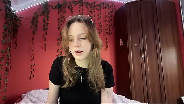 GretaMcdannold online show from March 1, 2026, 1:33 pm