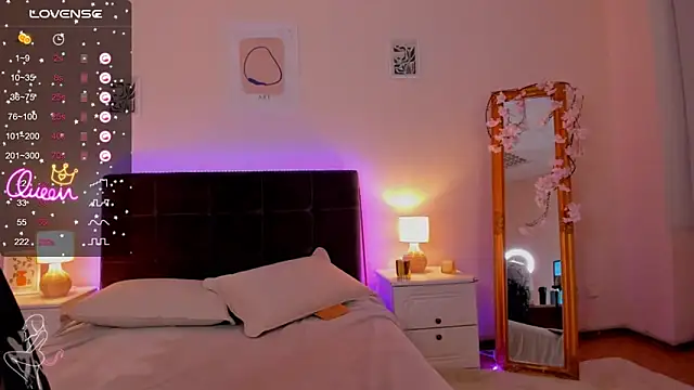 DellaRows online show from April 29, 2026, 4:38 am