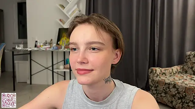 Lolatatee online show from June 11, 2026, 6:16 pm