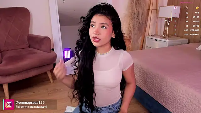 Snapshot of missprada_ chatting on April 14, 2026, 11:59 am missprada online show from April 14, 2026, 11:59 am