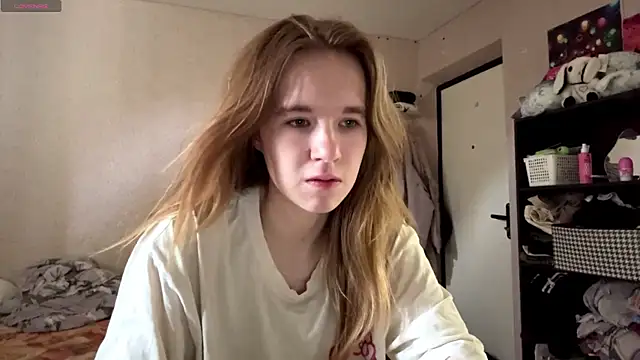 LeomaJee online show from July 10, 2026, 2:06 pm