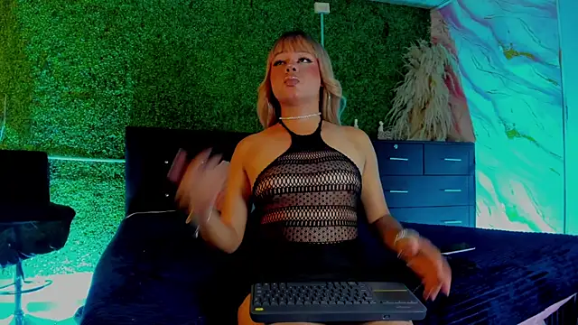 valery delux online show from March 2, 2026, 1:40 pm