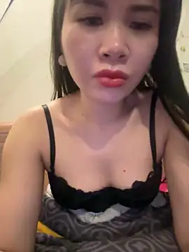 Snapshot of Liisa_loveU chatting on March 5, 2026, 10:37 pm Liisa loveU online show from March 5, 2026, 10:37 pm