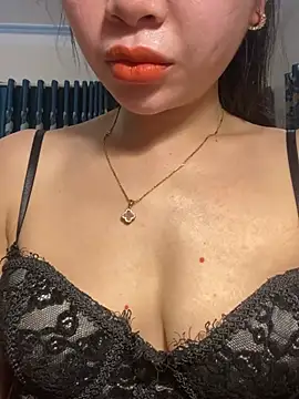 Liisa loveU online show from June 19, 2026, 11:27 am