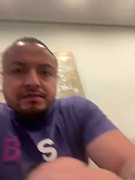 alexandeerr1986 online show from May 9, 2026, 5:38 pm