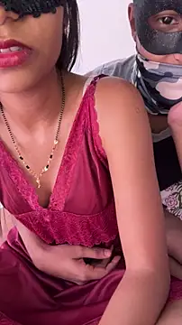 MidnightLoversX online show from March 31, 2026, 9:22 am