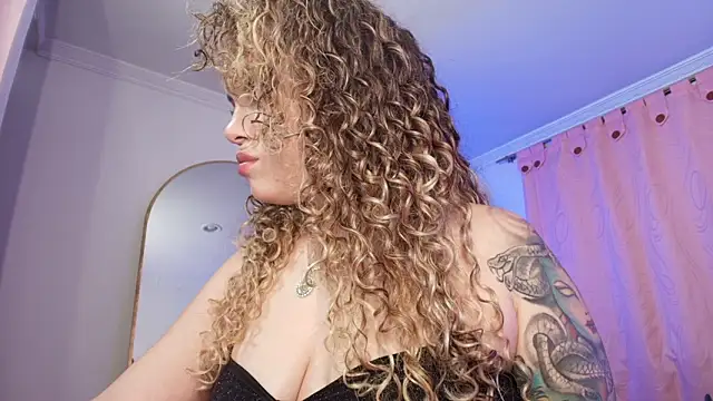 Evan Rose online show from March 28, 2026, 2:12 am