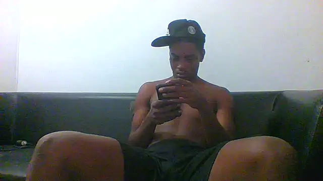 Snapshot of charles_king chatting on June 19, 2026, 5:52 pm charles king online show from June 19, 2026, 5:52 pm