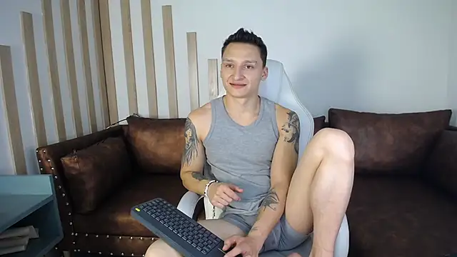 DIEGO JONES online show from May 7, 2026, 1:47 pm