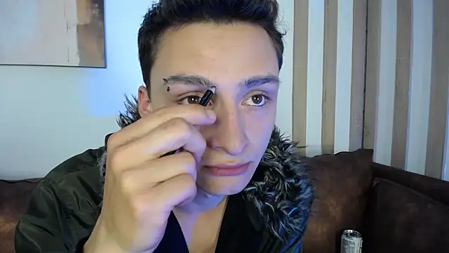 DIEGO JONES online show from May 26, 2026, 12:58 pm