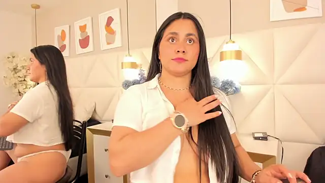 alejandra  garcia online show from July 23, 2026, 8:27 pm