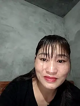 Lilinn  online show from March 3, 2026, 10:55 am