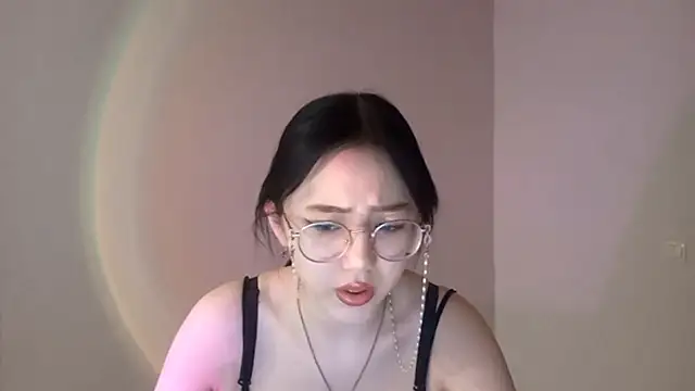 SolvedGlobe online show from April 1, 2026, 3:09 pm