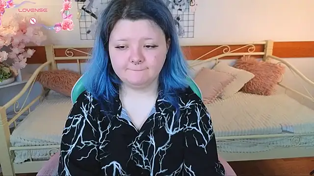 Lunaar  online show from April 26, 2026, 7:05 am