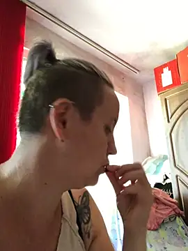 SofiaAmour online show from August 1, 2026, 2:26 pm