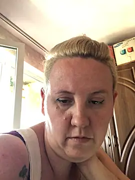 SofiaAmour online show from July 20, 2026, 4:20 pm