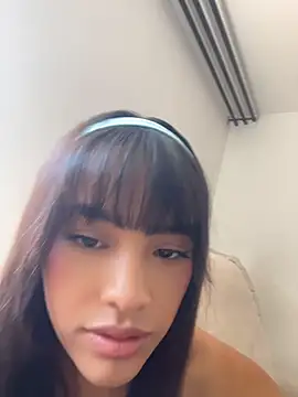 Mia-villalobos online show from July 31, 2026, 3:09 pm