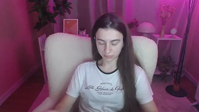 MistyBree online show from March 26, 2026, 12:36 pm