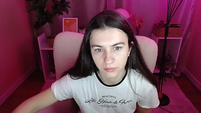 MistyBree online show from April 15, 2026, 8:09 am