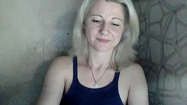Katerina-Kissa online show from May 12, 2026, 6:36 pm