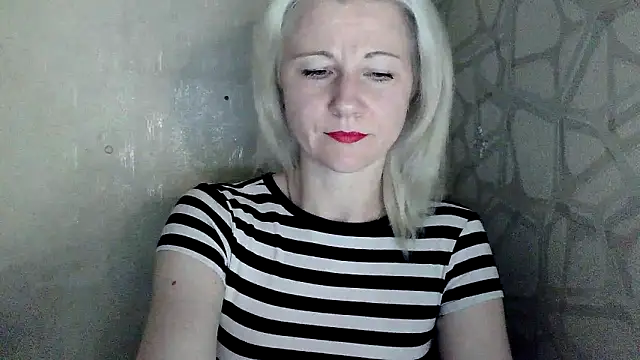 Katerina-Kissa online show from May 22, 2026, 8:07 pm