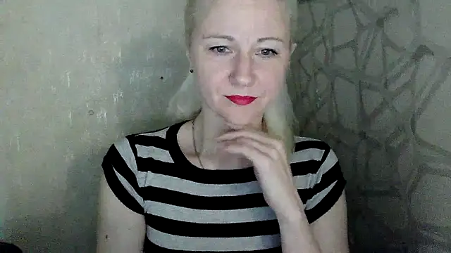 Katerina-Kissa online show from May 30, 2026, 6:57 pm