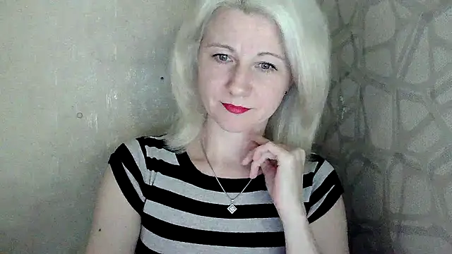 Katerina-Kissa online show from May 28, 2026, 6:47 pm