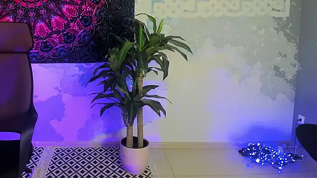 LilaMaharani online show from June 2, 2026, 12:49 pm