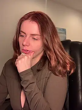 VelvetChloe online show from April 29, 2026, 5:30 pm