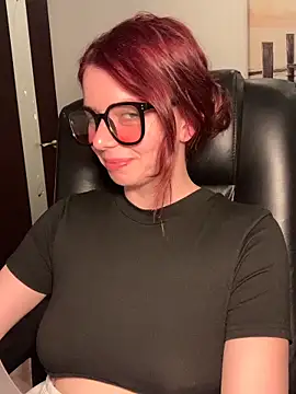 VelvetChloe online show from June 20, 2026, 6:57 pm
