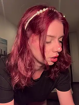 VelvetChloe online show from July 12, 2026, 7:04 pm