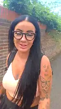 WifeWithPermission online show from August 5, 2026, 2:00 pm