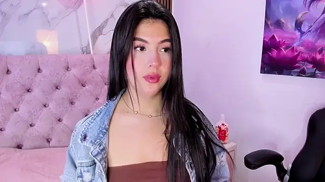 AbrilQuintana  online show from April 30, 2026, 11:28 am