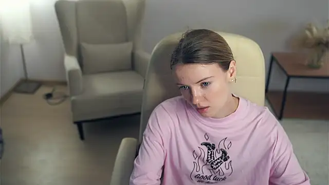 Snapshot of RivkaWarfel chatting on March 2, 2026, 9:16 am RivkaWarfel online show from March 2, 2026, 9:16 am