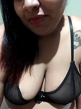 gordinhafogosaa online show from April 17, 2026, 12:24 am