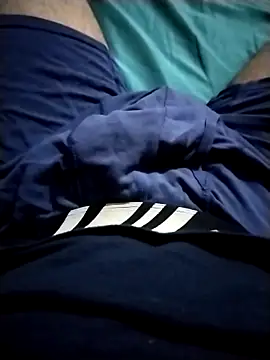 Snapshot of Tuvergon609 chatting on March 1, 2026, 2:11 am Tuvergon609 online show from March 1, 2026, 2:11 am