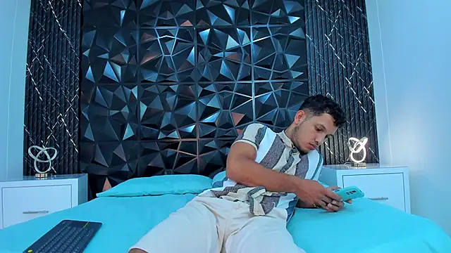 MaxiStanford online show from March 16, 2026, 9:28 pm