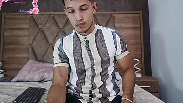 MaxiStanford online show from March 8, 2026, 8:45 pm