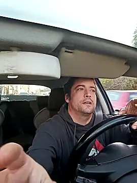 Snapshot of danyelC2 chatting on April 4, 2026, 5:19 pm danyelC2 online show from April 4, 2026, 5:19 pm