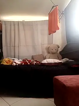 solopetalo online show from April 7, 2026, 10:00 pm