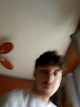 Andreakkkk online show from March 1, 2026, 3:23 pm