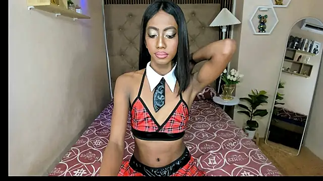 BlackbarbieXXL online show from March 28, 2026, 5:03 pm